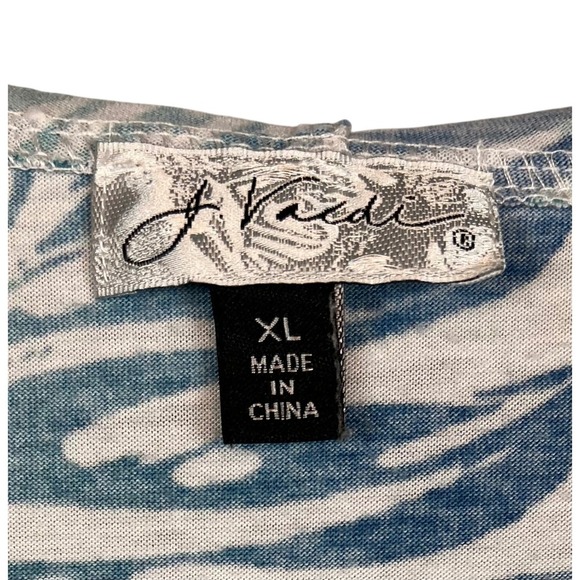 J Valdi Beachwear, Hooded Cover-Up/Summer Dress, Tropical Palm Tree, Size XL - Picture 3 of 7